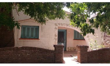 CASA CAPITAN BERMUDEZ , PAIRO 222