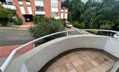 🏡 CASA EN ARRIENDO UBICADA EN ENVIGADO SECTOR ALTO BONITO