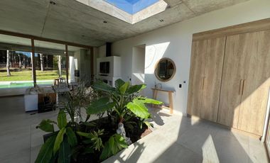 VENTA, CASA, COSTA ESMERALDA, SENDEROS IV, LOTE AL 100, 5 AMBIENTES