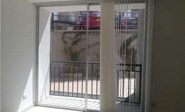 LUXA INMOBILIARIA ARRIENDA APARTAMENTO 1ER PISO. CONJUNTO HOJARASCA.