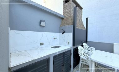 PH en venta 3 ambientes,  en Bernal Centro , Apto Crédito