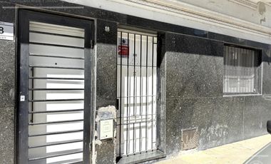 PH en venta 3 ambientes,  en Bernal Centro , Apto Crédito