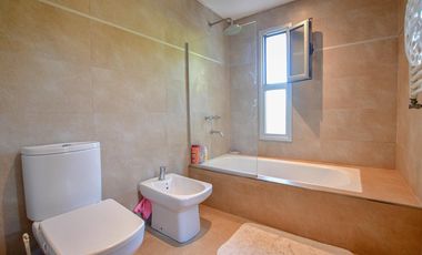 Casa en venta en La Plata. Villa del Plata - 44 y 21 bis