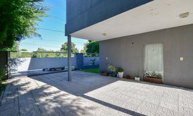 Casa en venta en La Plata. Villa del Plata - 44 y 21 bis