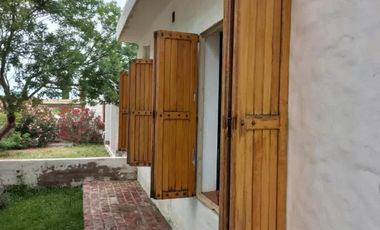 Casa en venta - 3 Dormitorios 2 Baños - Las Grutas