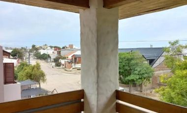 Casa en venta - 3 Dormitorios 2 Baños - Las Grutas