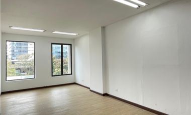 Local en Arriendo Milla de Oro Medellín