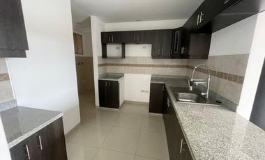 VENTA DE DEPARTAMENTO EN URB LA ROMAREDA, AV NARCISA DE JESUS (LM)