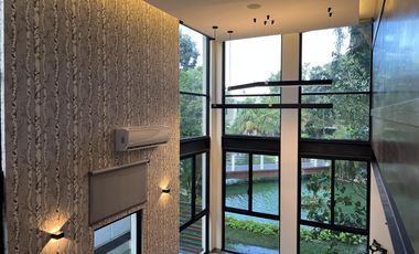 Casa en  venta en esquina area verde, res. Aqua Cancún Coldwell Banker