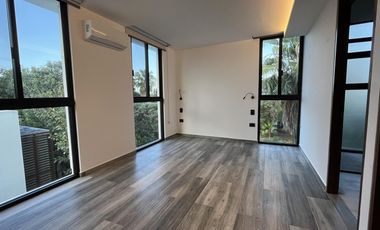 Casa en  venta en esquina area verde, res. Aqua Cancún Coldwell Banker