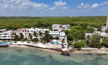 Casa de lujo en Venta Puerto Juárez en Cancún  frente al Mar,  8 recámaras