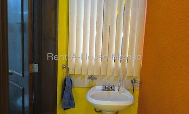 MG25-2937RENTA casa Calle 44 Villas de Gpe Xalost. Edo Mex.