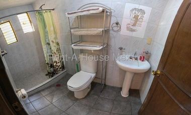 MG25-2937RENTA casa Calle 44 Villas de Gpe Xalost. Edo Mex.