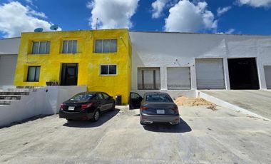 Bodega Industrial en Renta, Carretera Federal Puerto Morelos - Cancún