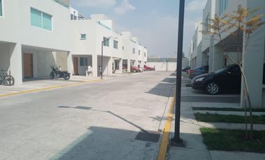 Casa en condominio en  venta en Fraccionamiento los Cedros, San Mateo Atenco