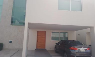 Casa en condominio en  venta en Fraccionamiento los Cedros, San Mateo Atenco