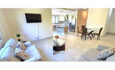 Alquiler de Apartamento Amoblado, 2 recámaras en River Valley