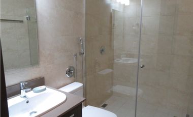 Alquiler de apartamento en River Valley