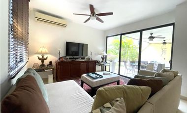 VENTA DE CASA EN PANAMA PACIFICO - RIVER VALLEY