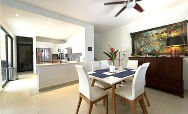 VENTA DE CASA EN PANAMA PACIFICO - RIVER VALLEY