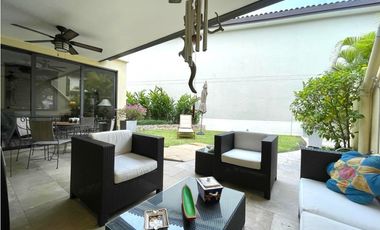 VENTA DE CASA EN PANAMA PACIFICO - RIVER VALLEY