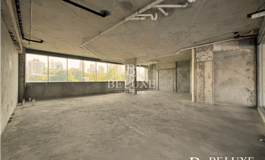 ALQUILER DE LOCAL COMERCIAL EN GRIS O TERMINADO, VIA BRASIL (8)