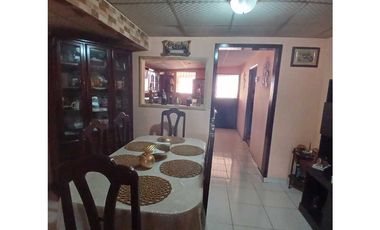 NUEVO ARRAIJAN / ALTOS DE SAN GABRIEL / CERCA DEL METRO L3 / 205M2