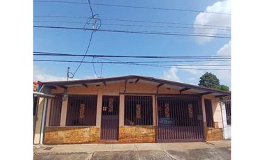 NUEVO ARRAIJAN / ALTOS DE SAN GABRIEL / CERCA DEL METRO L3 / 205M2