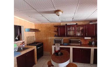 NUEVO ARRAIJAN / ALTOS DE SAN GABRIEL / CERCA DEL METRO L3 / 205M2