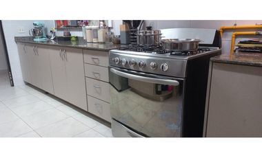 BRISAS DEL GOLF / VILLA ALTA / 4 HABITAC. / 422m2 / AMPLIO JARDN / YG