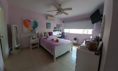 BRISAS DEL GOLF / VILLA ALTA / 4 HABITAC. / 422m2 / AMPLIO JARDN / YG