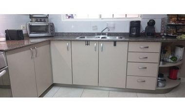 BRISAS DEL GOLF / VILLA ALTA / 4 HABITAC. / 422m2 / AMPLIO JARDN / YG