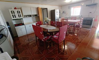 Casa en venta en Retiro - Enorme patio y bien cuidada