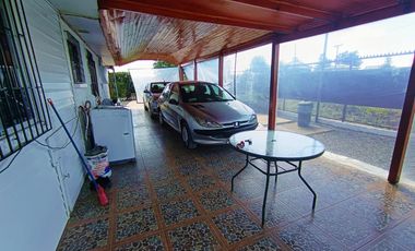 Casa en venta en Retiro - Enorme patio y bien cuidada
