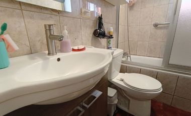 Casa en venta en Retiro - Enorme patio y bien cuidada