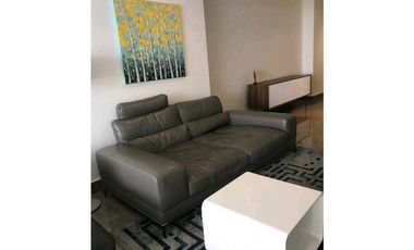 APARTAMENTO CON VISTA AL MAR EN AVENIDA BALBOA PH YOO MODELO J