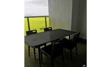 APARTAMENTO CON VISTA AL MAR EN AVENIDA BALBOA PH YOO MODELO J