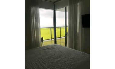APARTAMENTO CON VISTA AL MAR EN AVENIDA BALBOA PH YOO MODELO J