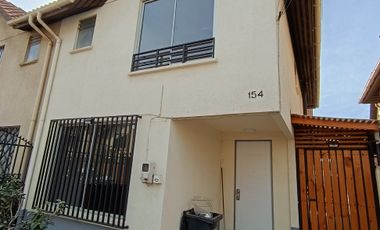 Arriendo Casa 3d 2b en Condominio Cerrado – Quilicura