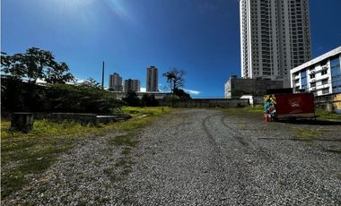 SE ALQUILA TERRENO EN RIO ABAJO 2500M2 JP