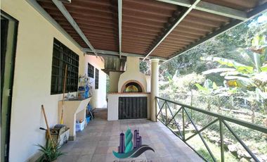 VENDO CASA BORDEADO POR UN RIO- BOQUERON