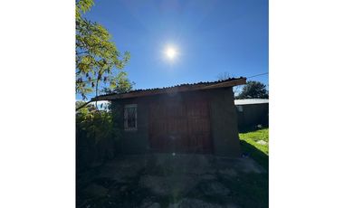 CASA DE TRES AMBIENTES
