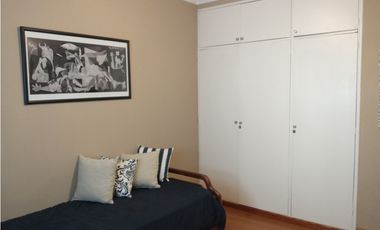 VENTA CHALET EN IMPORTANTE ESQUINA LAPRIDA Y 14 DE JULIO