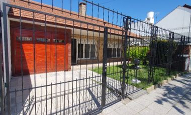 Casa - Chalet en Alquiler en Villa Primera