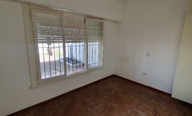 Casa - Chalet en Alquiler en Villa Primera