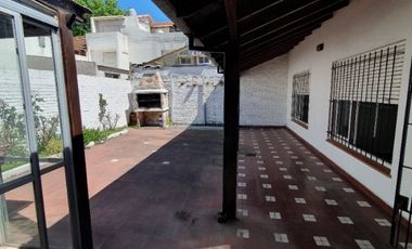 Casa - Chalet en Alquiler en Villa Primera