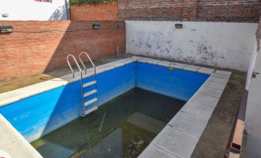 VENTA casa de 4 dormitorios + dpto en el norte
