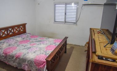 VENTA casa de 4 dormitorios + dpto en el norte