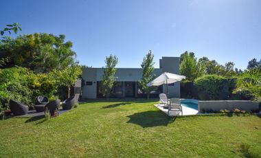 VENTA CASA EN ARROYO LEYES KM.13