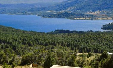 Casa con imponentes vistas a Lago Lolog